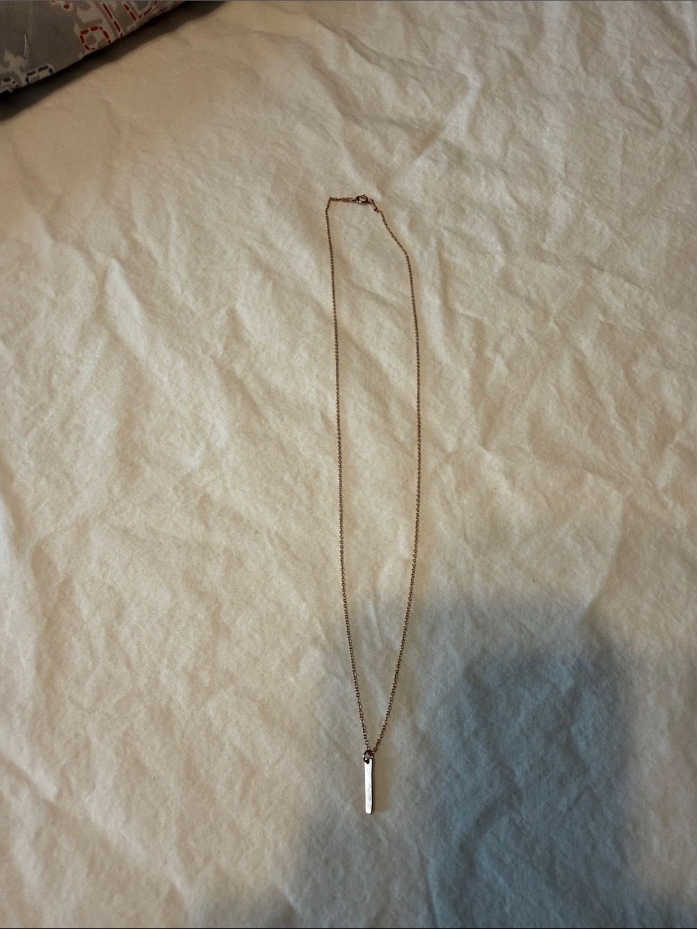 Magnolia Minimal Bar Pendant Necklace in Rose Gold